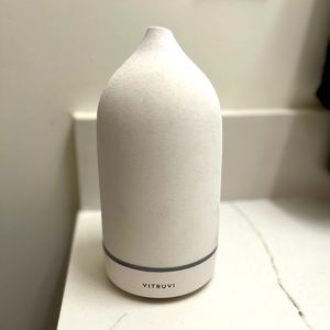 Vitruvi Oil Diffuser